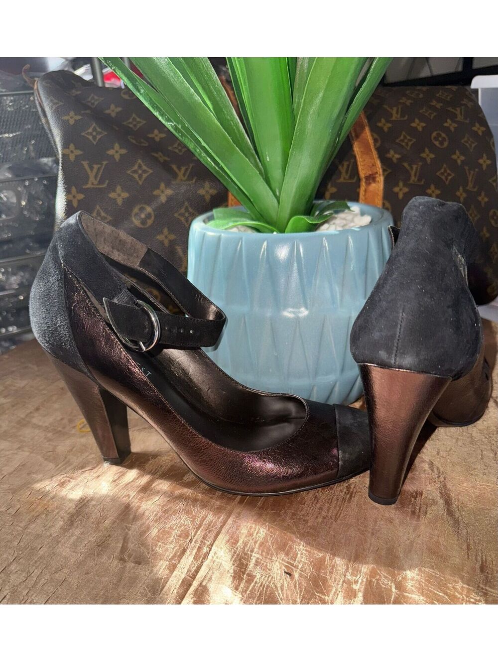 Nine West Suede with Leather (Black Metallic) W-8